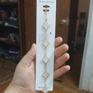 Gold and White Clover Bracelet